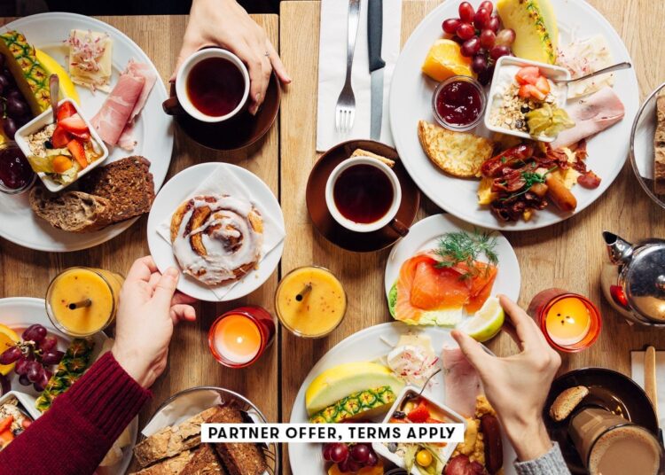 Which purchases code as ‘eating’ with Chase Sapphire playing cards?