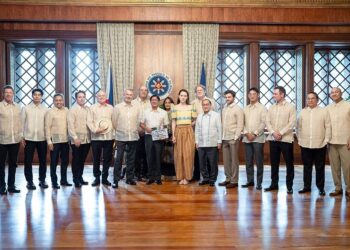 The Hollywood movie ‘The Final Resort’ was shot fully within the Philippines.