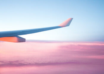 The best way to Rebook After a Canceled Flight With Delayed Refunds