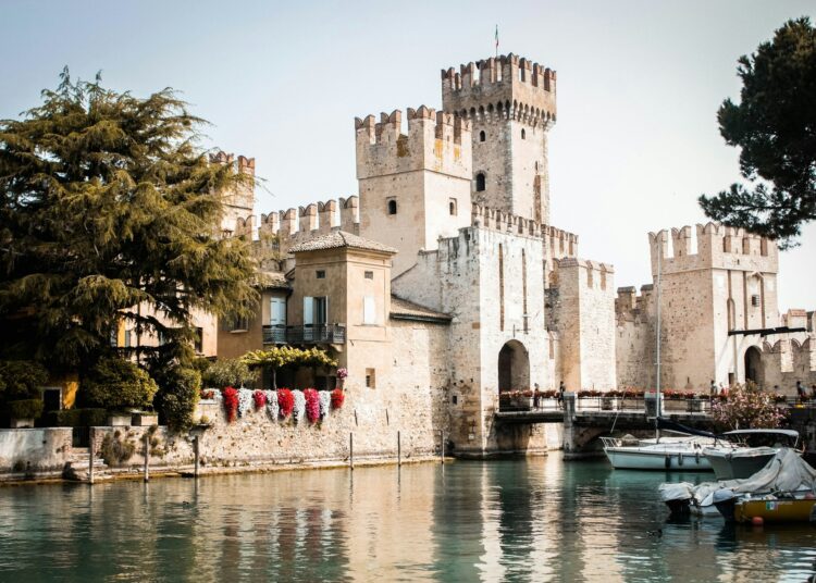 Verona Airport to Sirmione: the smoothest routes on your first lake views