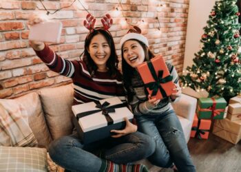 Get PLDT House’s greatest holi-deals treats this Christmas!