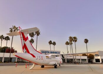 JSX provides Las Vegas and Scottsdale flights from Santa Monica