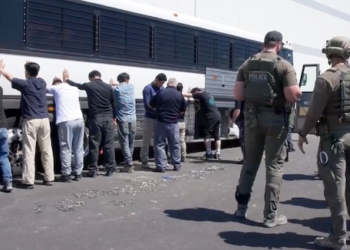 UN Rights Warning Fuels Worry, Hurting U.S. Tourism as Business Leaders Keep Silent