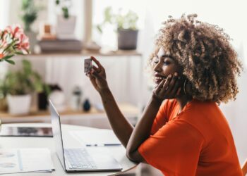 American Airways buy-up standing affords: Are they price it?