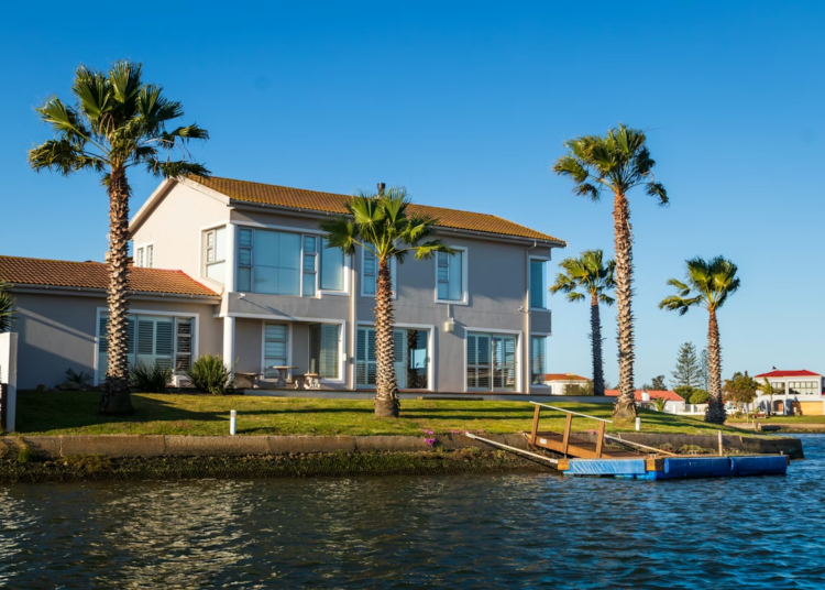 6 Fixtures That Steadiness Fashion and Perform for Trip Properties